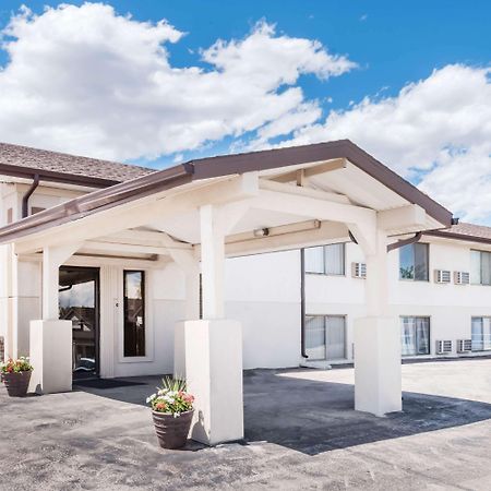Super 8 By Wyndham Belle Fourche Sd Ξενοδοχείο Εξωτερικό φωτογραφία