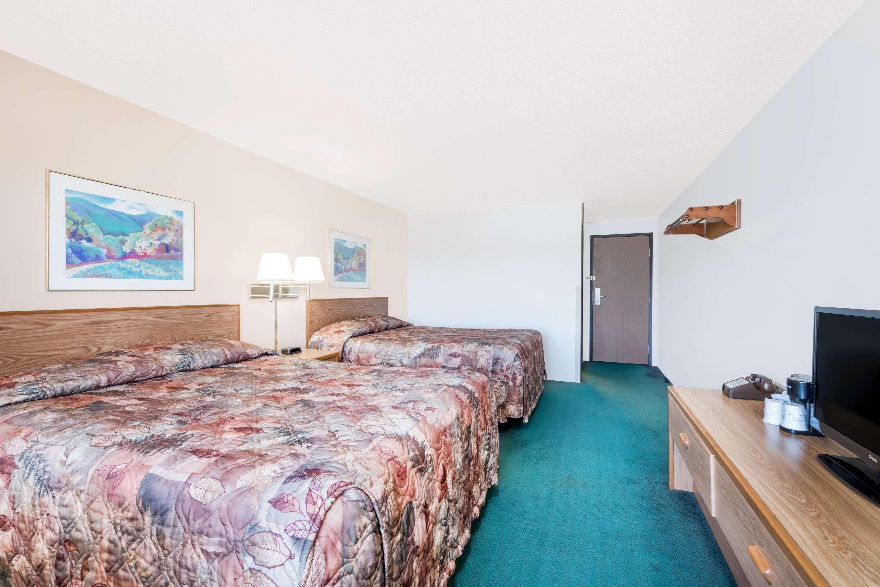 Super 8 By Wyndham Belle Fourche Sd Ξενοδοχείο Εξωτερικό φωτογραφία