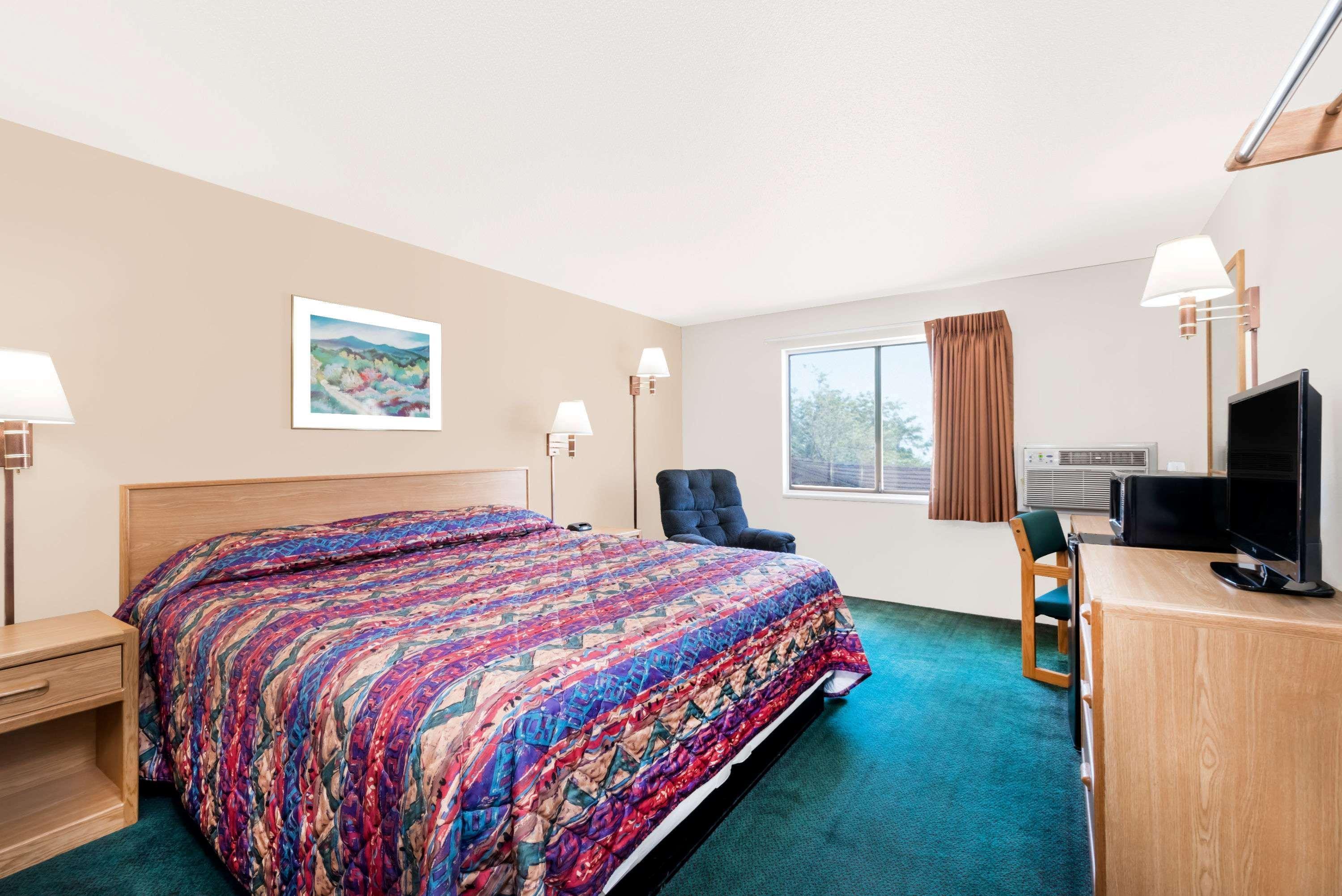 Super 8 By Wyndham Belle Fourche Sd Ξενοδοχείο Εξωτερικό φωτογραφία
